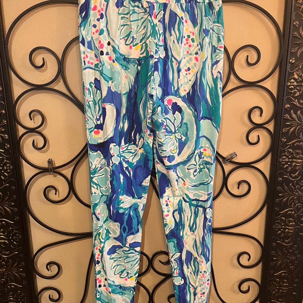 Lilly Lulitzer Pants  Wimens Size Small.